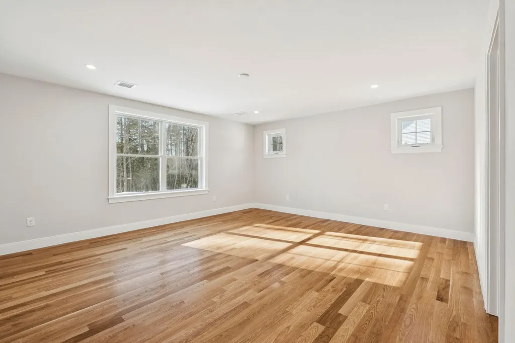 7 Washburn Farm Lane Kittery ME 03905