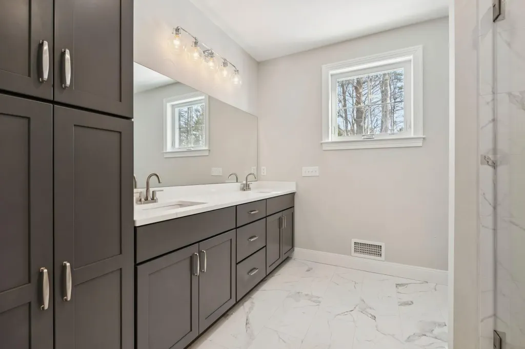 7 Washburn Farm Lane Kittery ME 03905