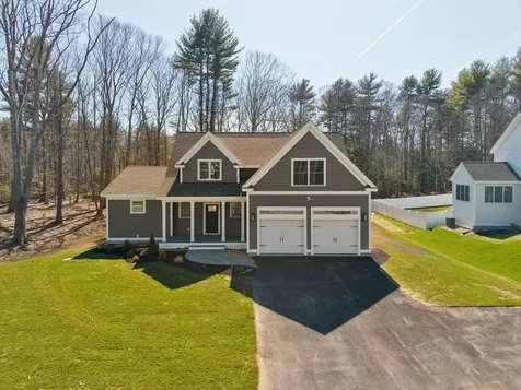 7 Washburn Farm Lane Kittery ME 03905