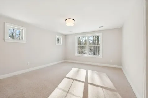 7 Washburn Farm Lane Kittery ME 03905