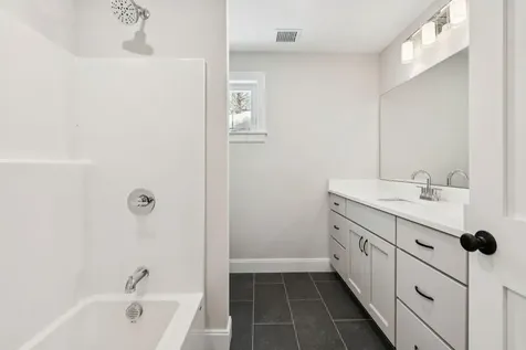 7 Washburn Farm Lane Kittery ME 03905