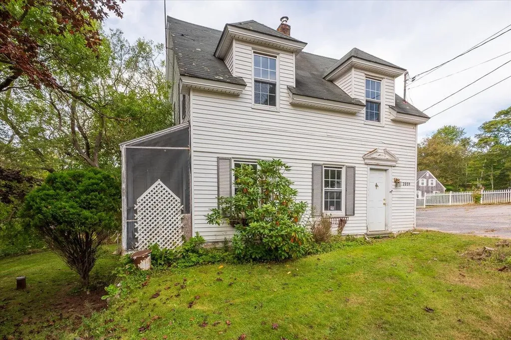 2059 State Route 129 South Bristol ME 04568