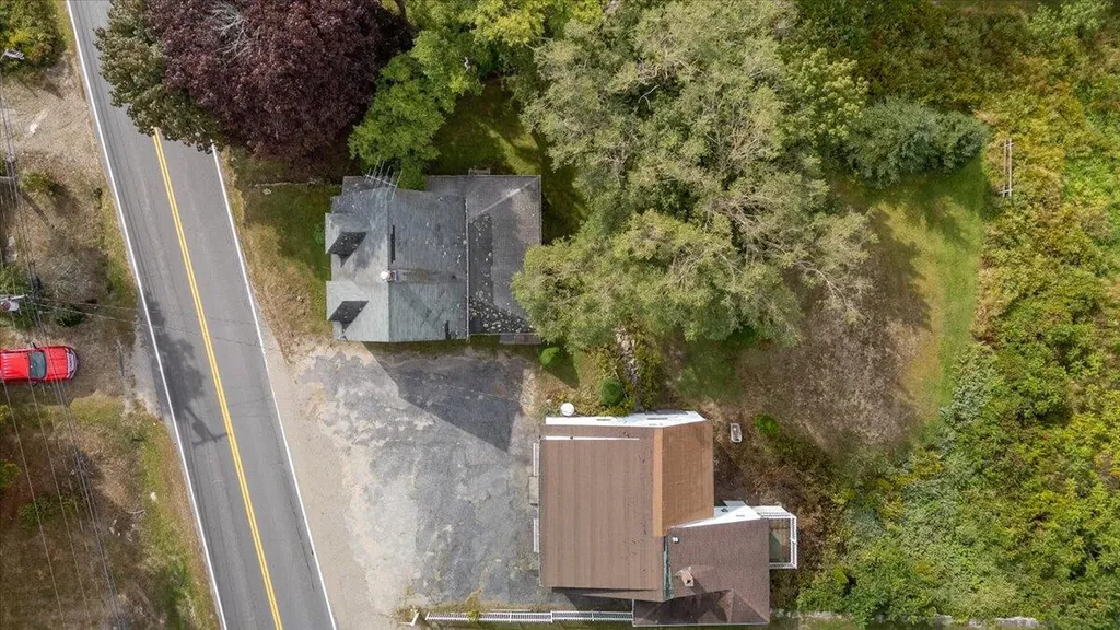 2059 State Route 129 South Bristol ME 04568