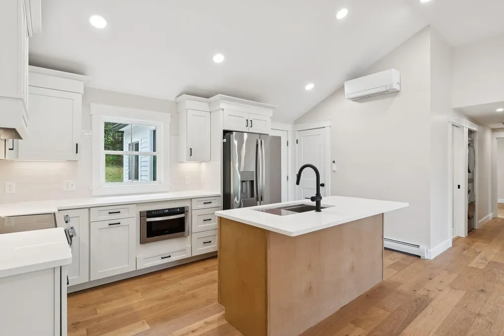 354 Pool Street Biddeford ME 04005