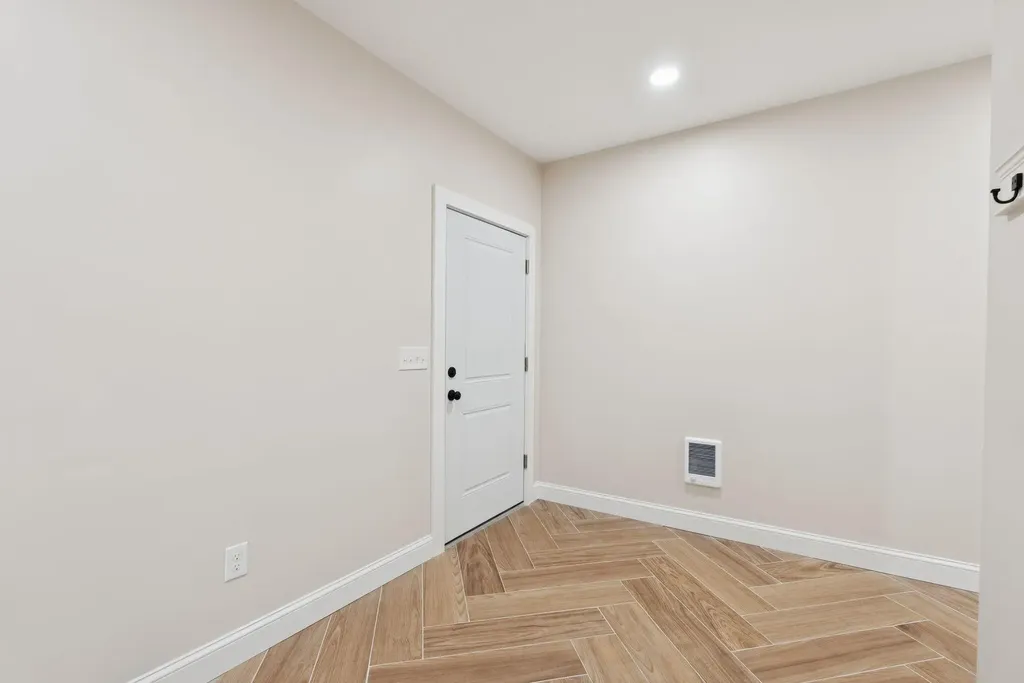 354 Pool Street Biddeford ME 04005