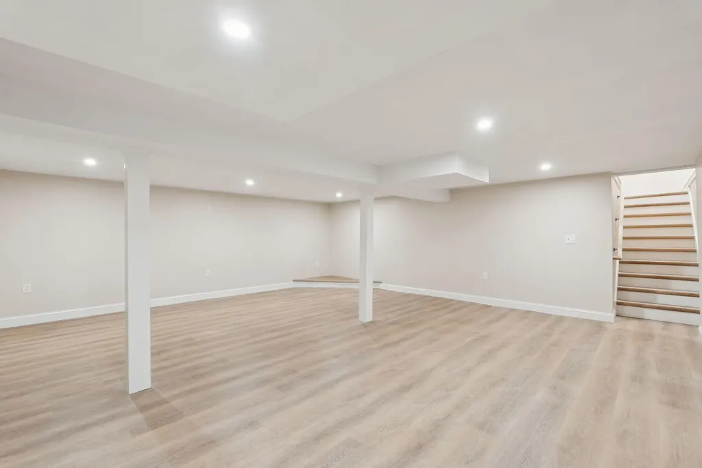 354 Pool Street Biddeford ME 04005