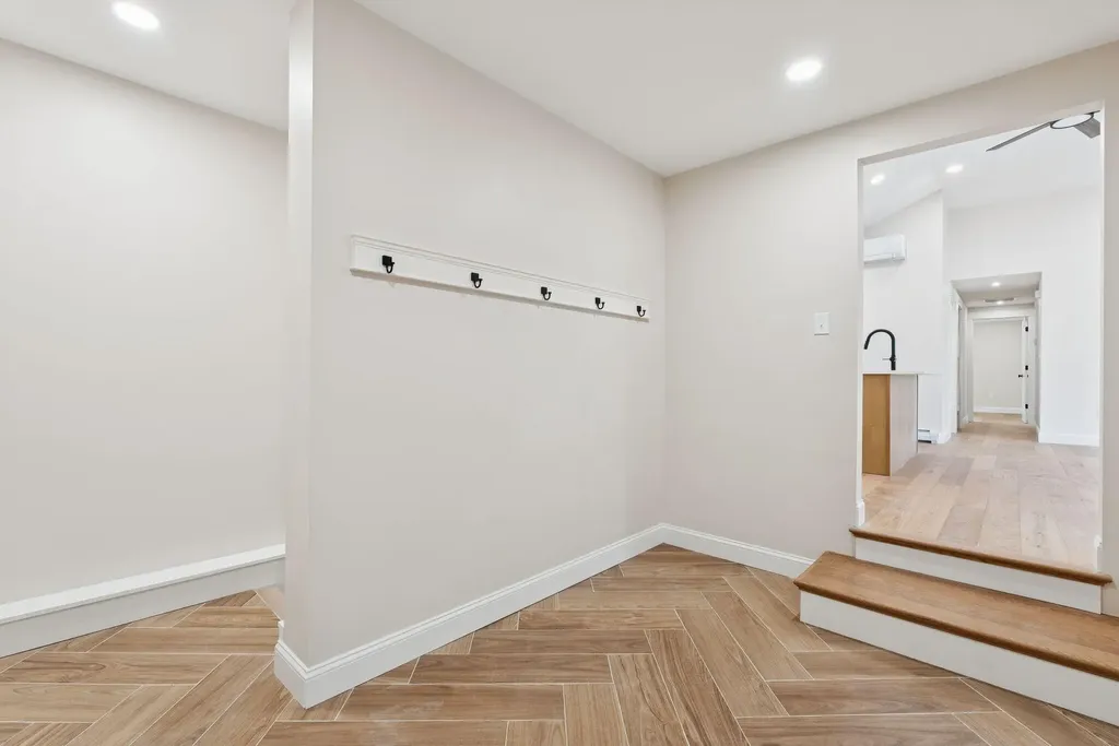 354 Pool Street Biddeford ME 04005