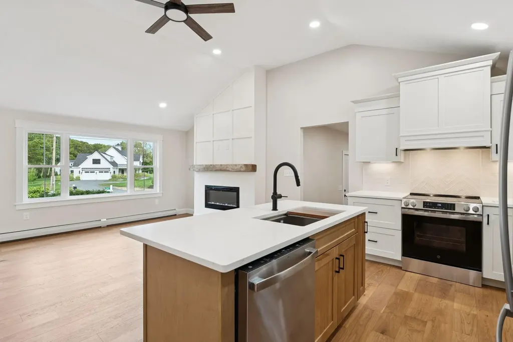 354 Pool Street Biddeford ME 04005