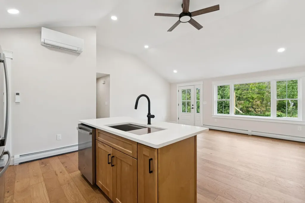 354 Pool Street Biddeford ME 04005