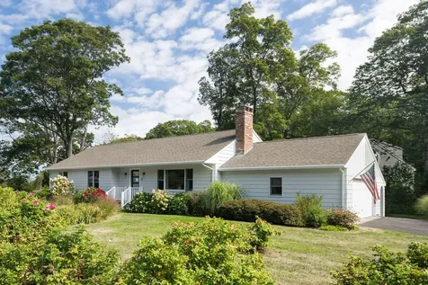 8 Wavecrest Drive York ME 03909