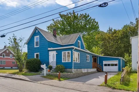 192 Cleaves Street Biddeford ME 04005