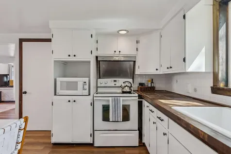 192 Cleaves Street Biddeford ME 04005