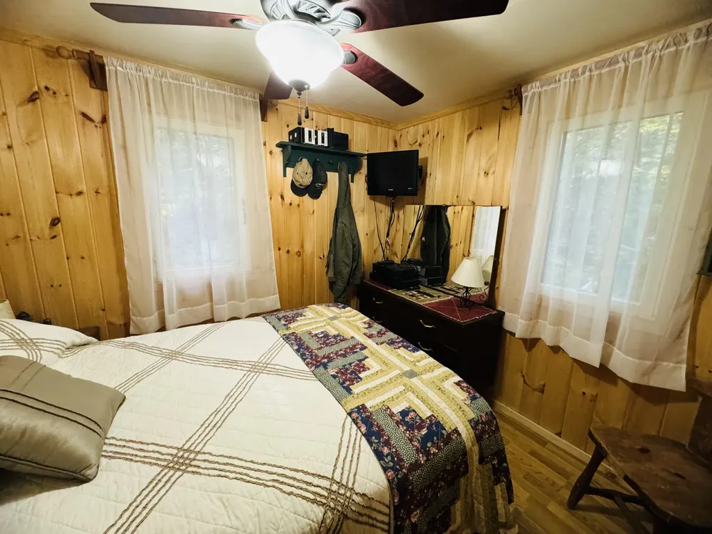 397 West Van Buren Cove Road T17 R3 Wels ME 04785
