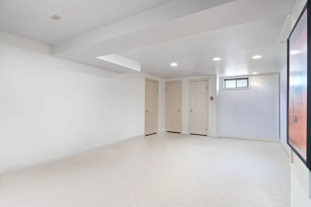 57 Foreside Road Falmouth ME 04105