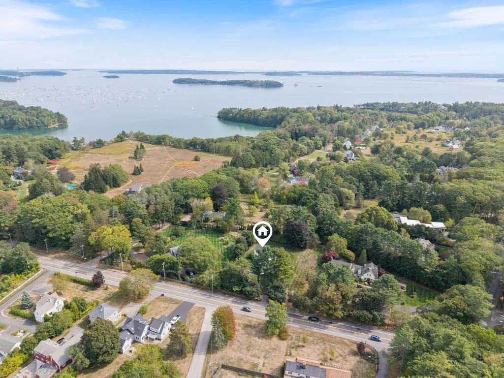 57 Foreside Road Falmouth ME 04105