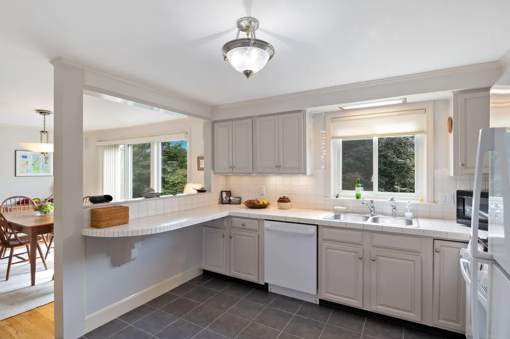 57 Foreside Road Falmouth ME 04105