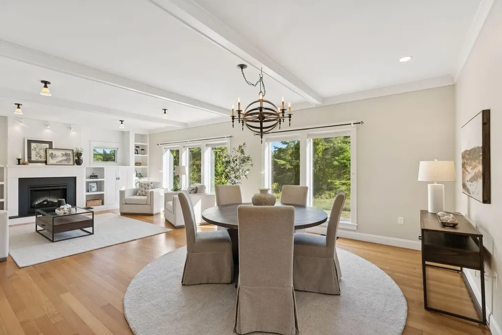 11 Orchard Hill Road Freeport ME 04032