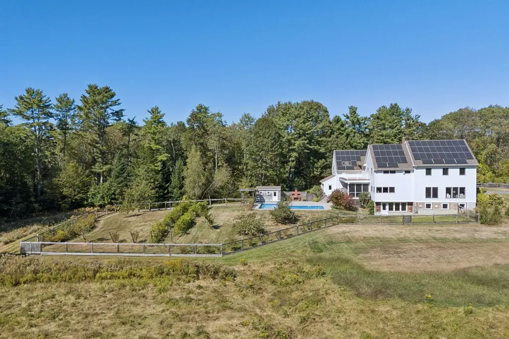 11 Orchard Hill Road Freeport ME 04032