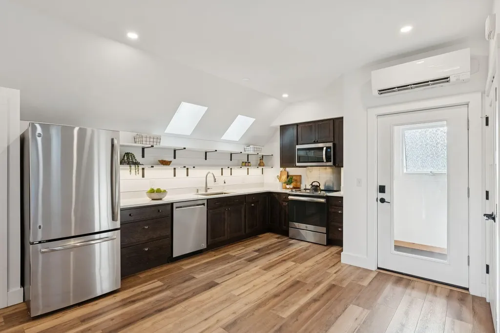 11 Orchard Hill Road Freeport ME 04032