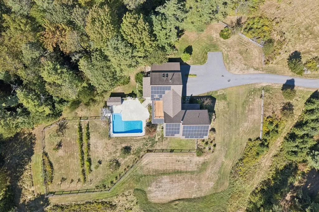 11 Orchard Hill Road Freeport ME 04032