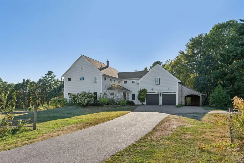 11 Orchard Hill Road Freeport ME 04032