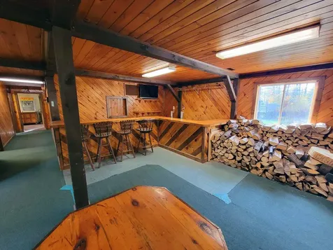 15 Jackson Hole Carthage ME 04224
