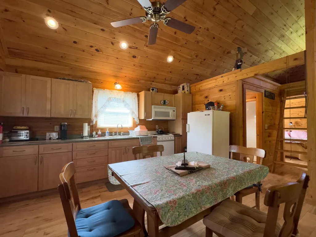 1968 State Highway 193 Highway Beddington ME 04622