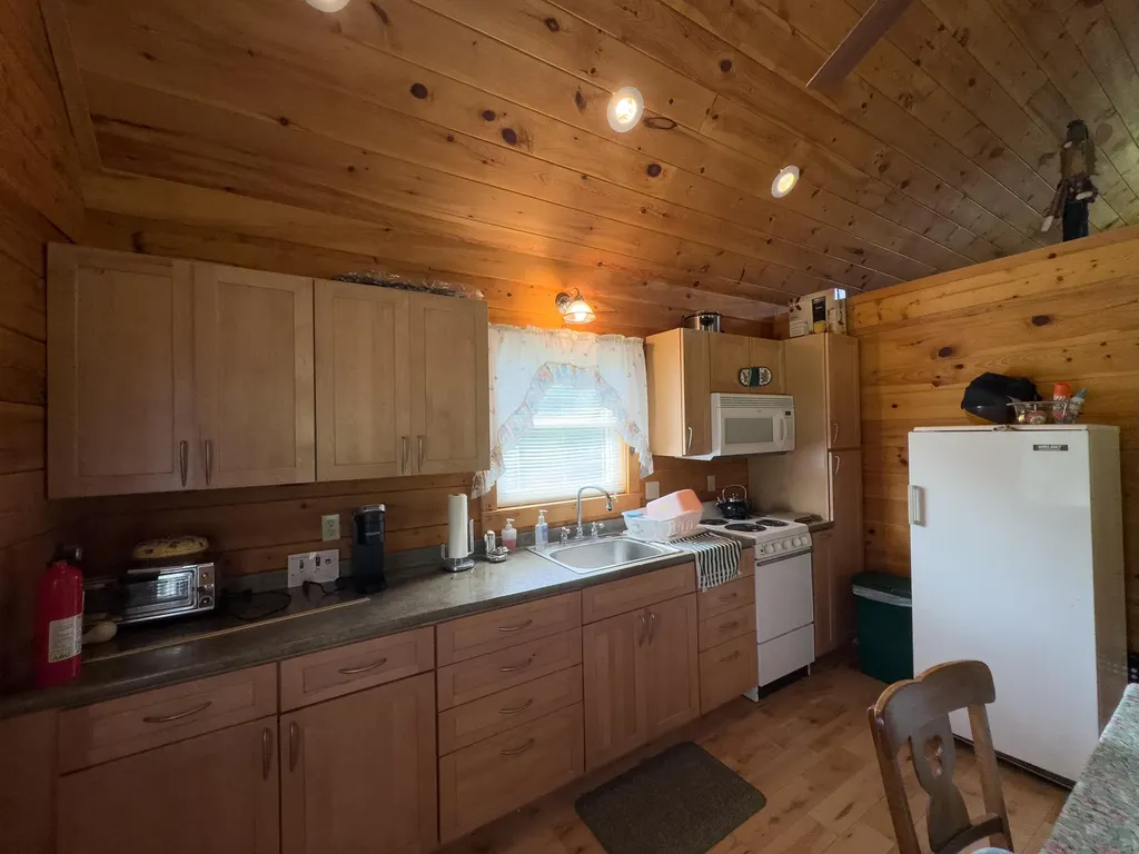 1968 State Highway 193 Highway Beddington ME 04622