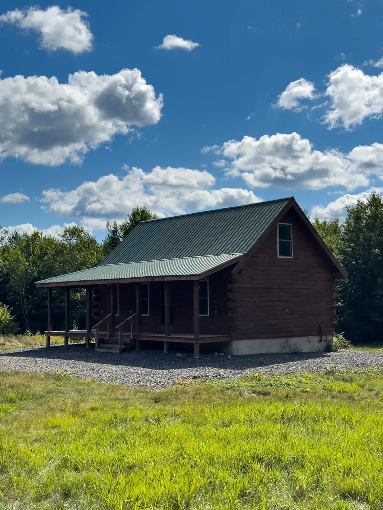 1968 State Highway 193 Highway Beddington ME 04622