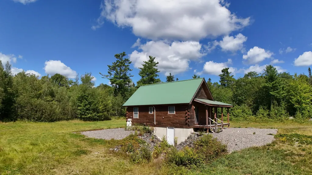 1968 State Highway 193 Highway Beddington ME 04622