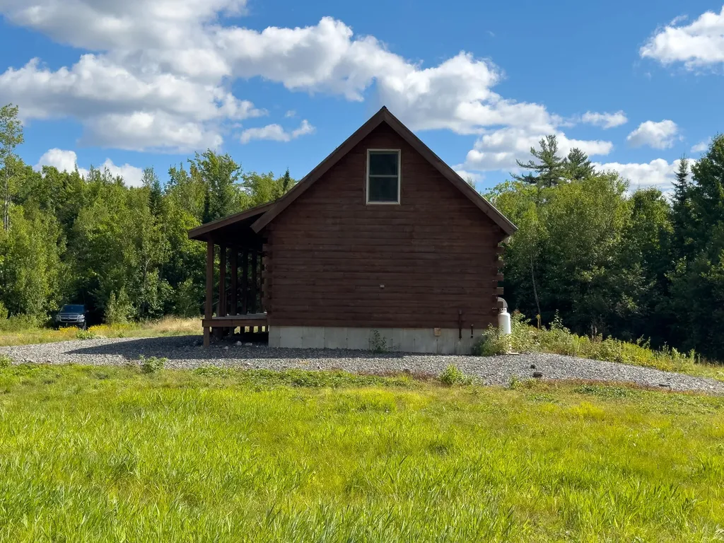 1968 State Highway 193 Highway Beddington ME 04622