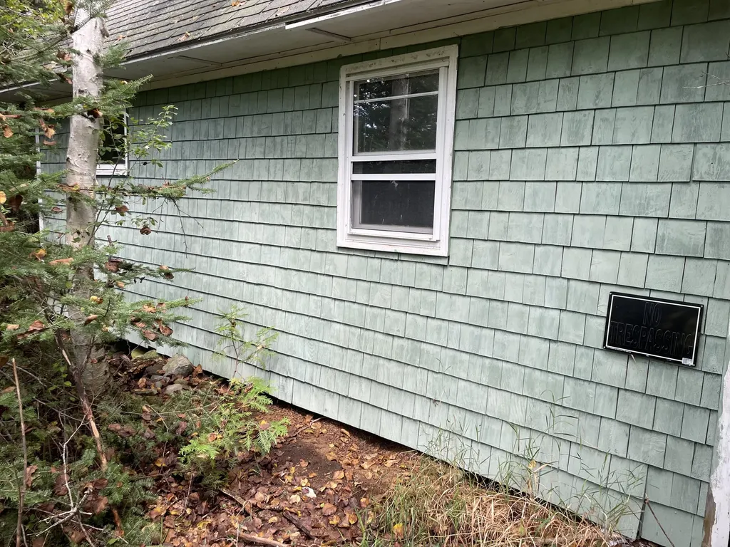 684 Lower Detroit Road Plymouth ME 04969