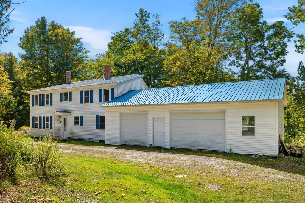 2 Thundercastle Road Readfield ME 04355