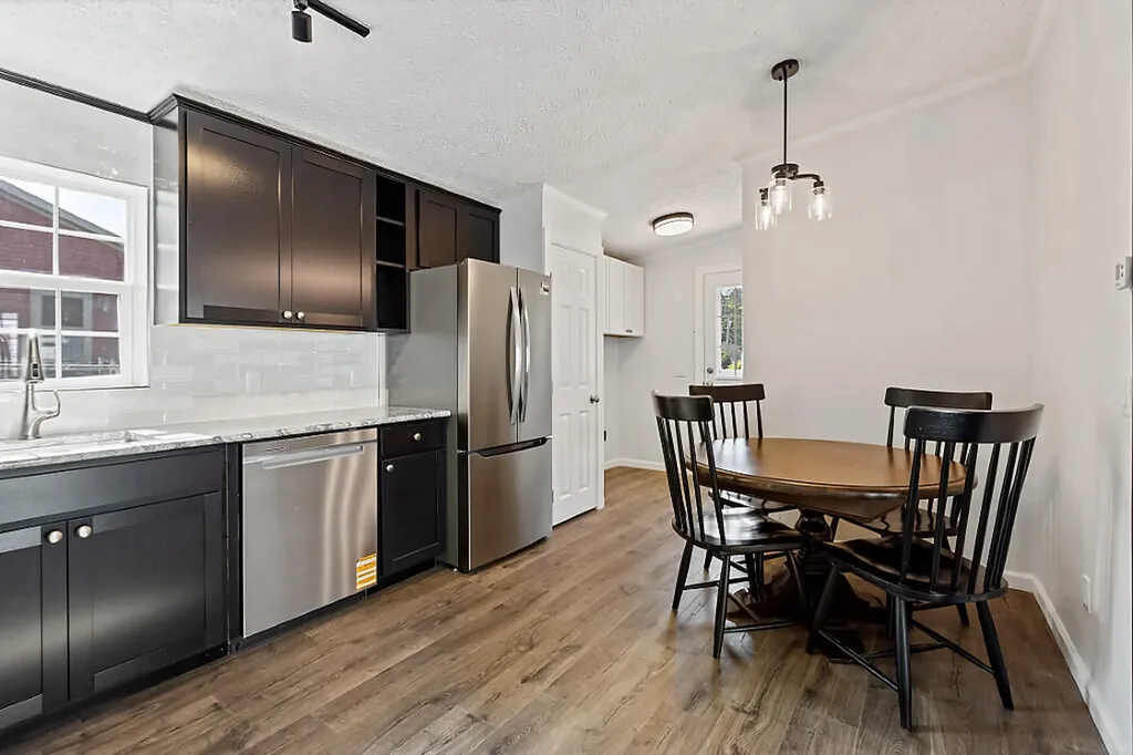 19 Purchase Street Rockland ME 04841