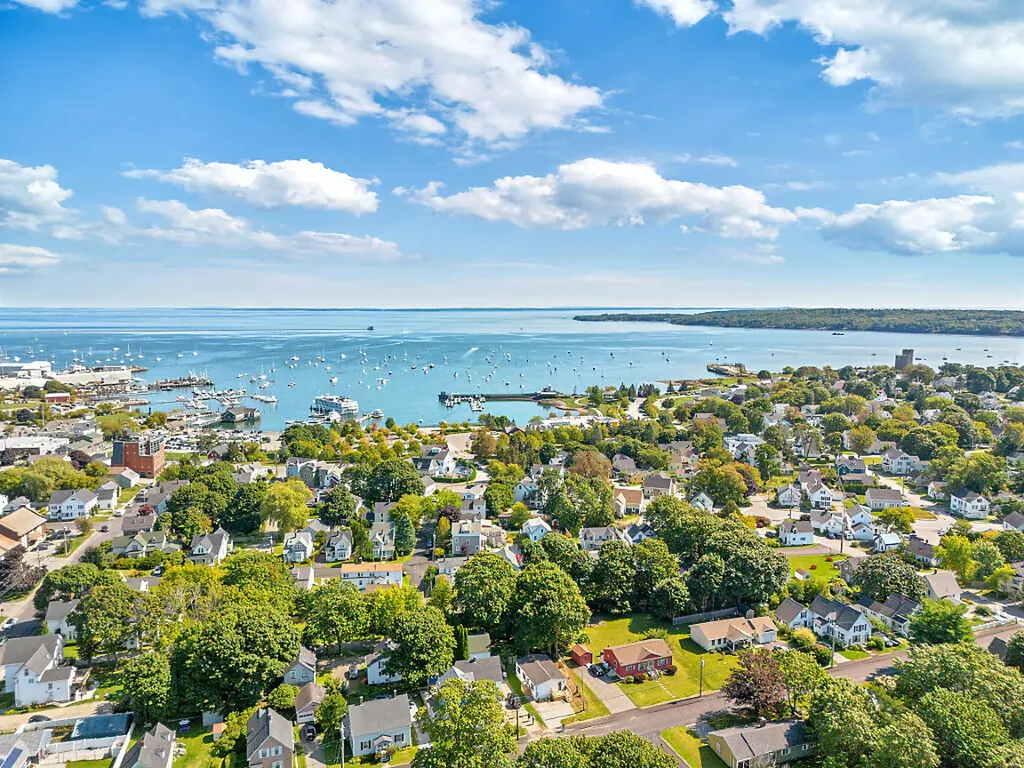 19 Purchase Street Rockland ME 04841