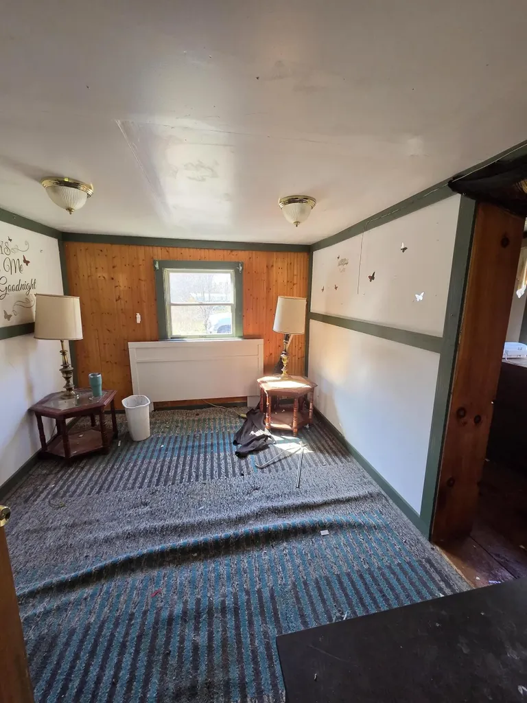 4 Bowen Road Searsport ME 04974