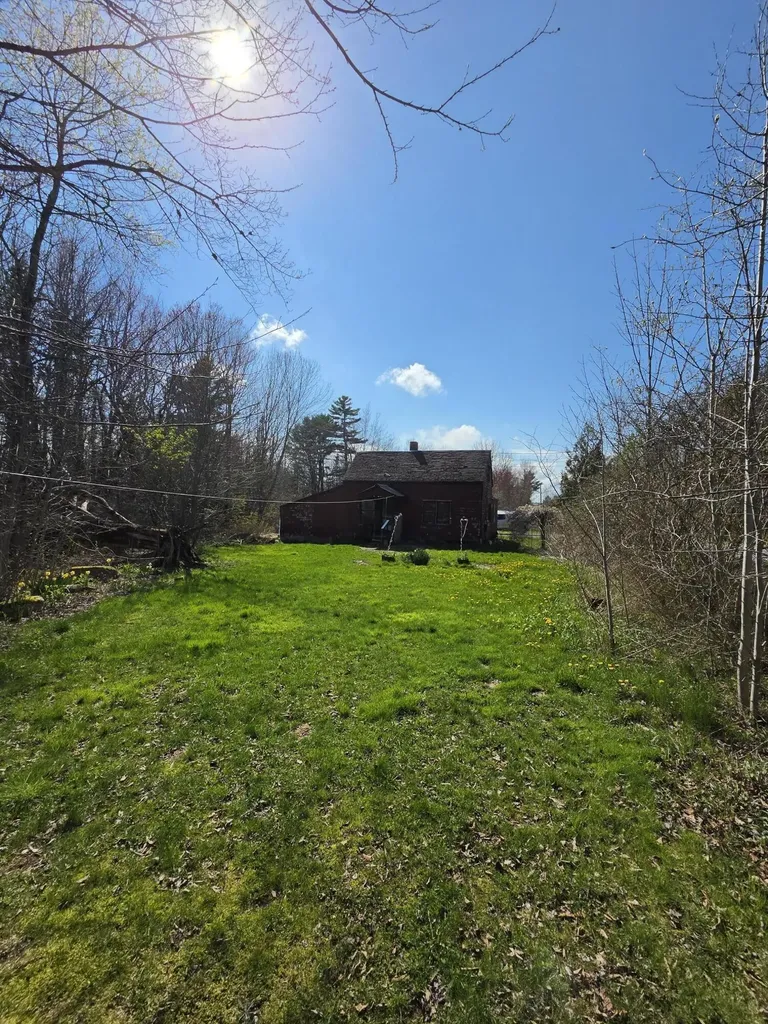 4 Bowen Road Searsport ME 04974