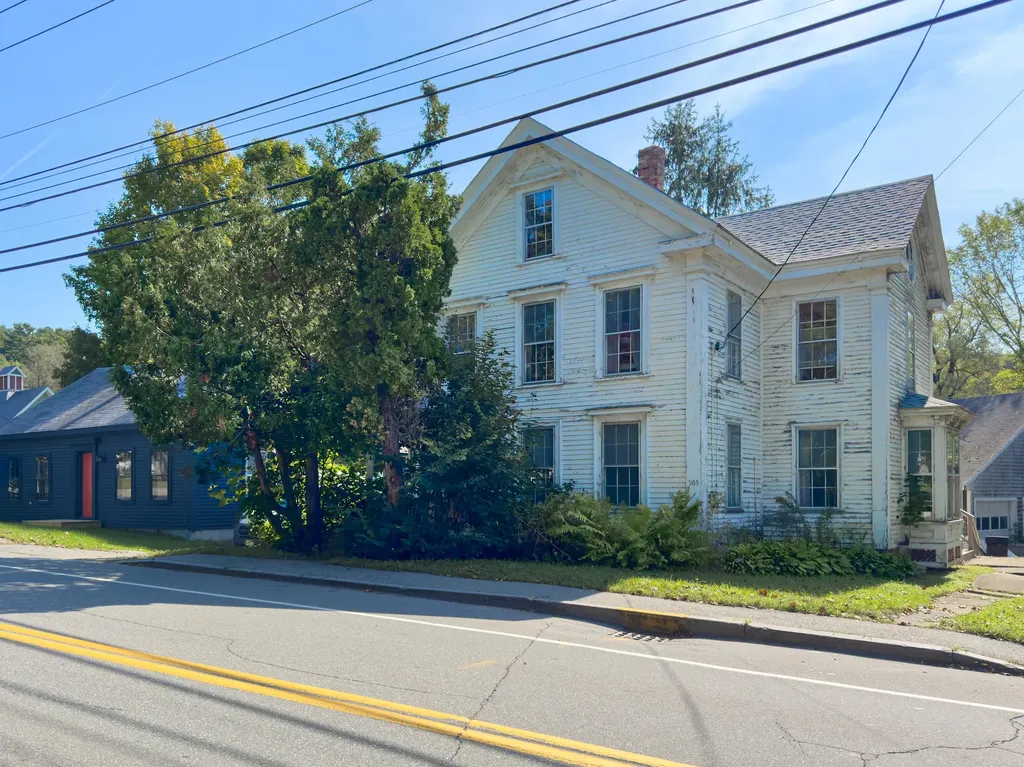 965 Main Street Waldoboro ME 04572