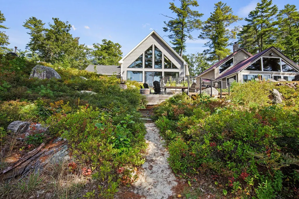 10 Gallinari Way Bridgton ME 04009