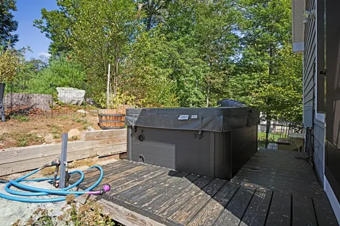 10 Gallinari Way Bridgton ME 04009