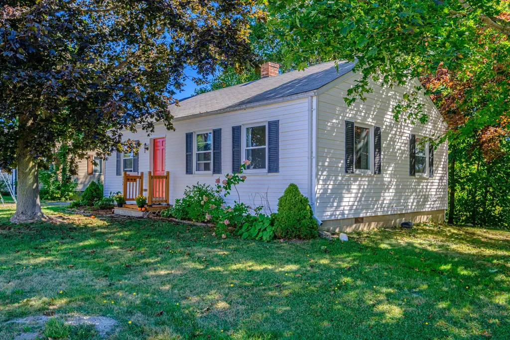 12 Bowman Street Bath ME 04530