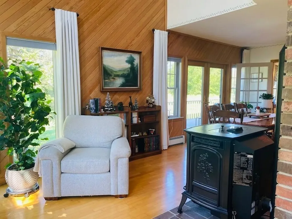 58 Crogan Road Hermon ME 04401