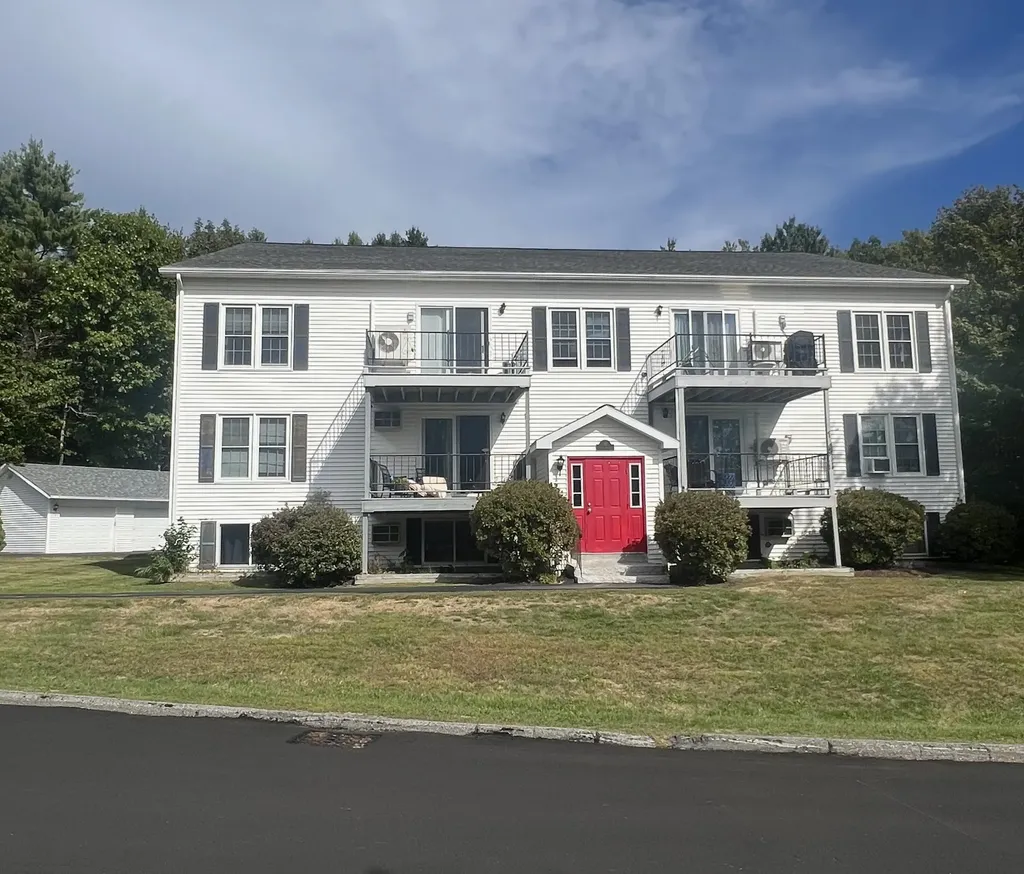 39 Albert Avenue Augusta ME 04330