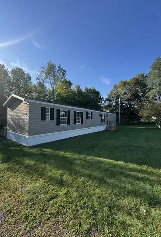 195 Oak Street Oakland ME 04963