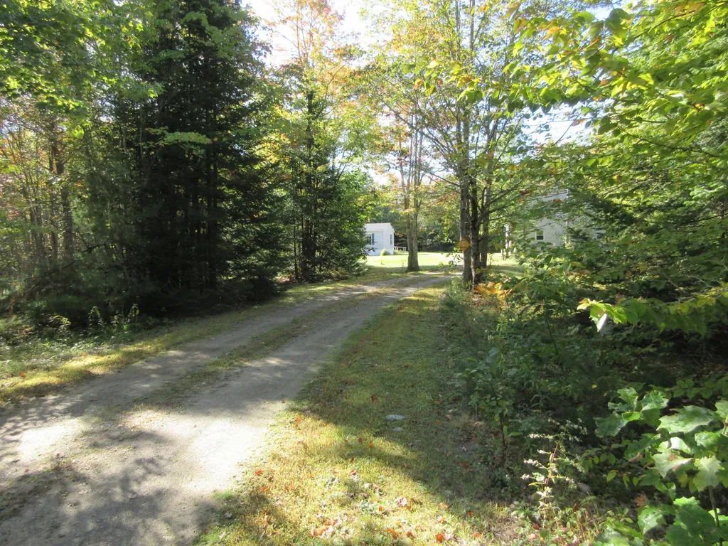 17 Stony Ridge Drive Washington ME 04574