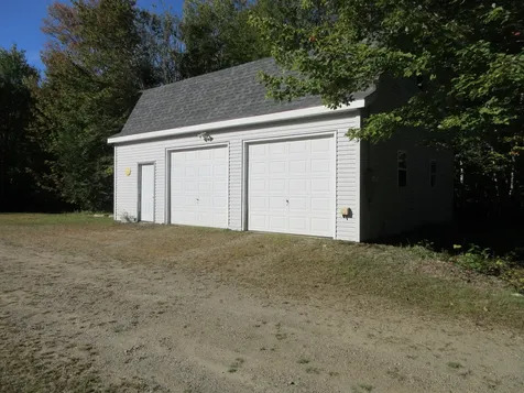 17 Stony Ridge Drive Washington ME 04574