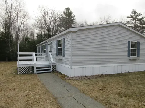 17 Stony Ridge Drive Washington ME 04574