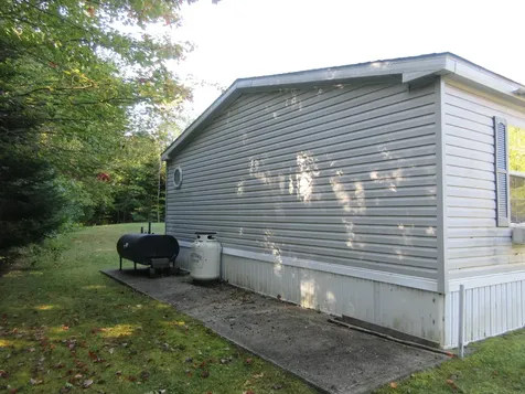 17 Stony Ridge Drive Washington ME 04574
