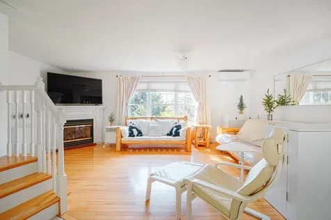 818 Forest Avenue Orono ME 04473