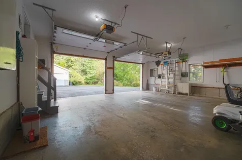 818 Forest Avenue Orono ME 04473